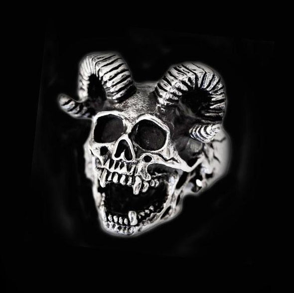 DEVIL GOAT SKULL RING