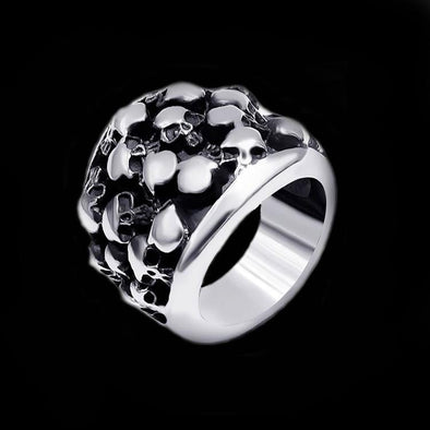 FALLEN SKULLS RING