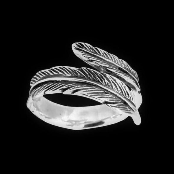 FEATHER WRAP RING