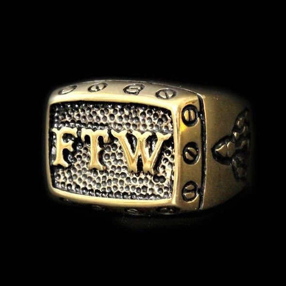 GOLDEN F THE WORLD RING