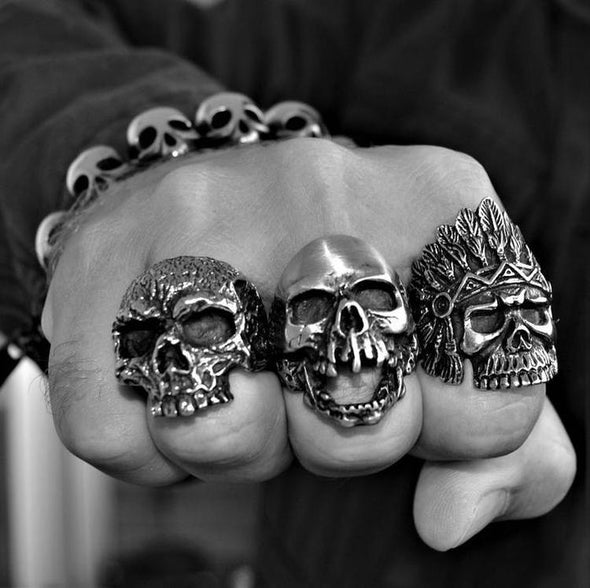 HEAVY SKULL BRACELET