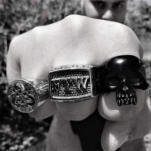 JAW SKULL BLACK RING