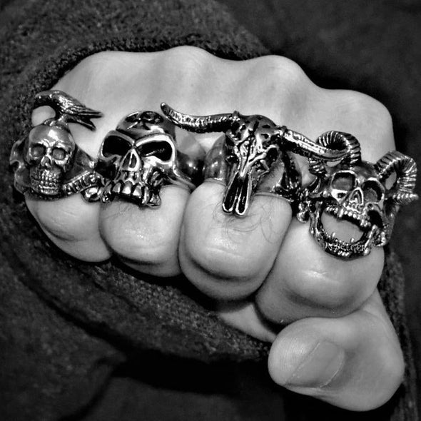 LONGHORN SKULL RING