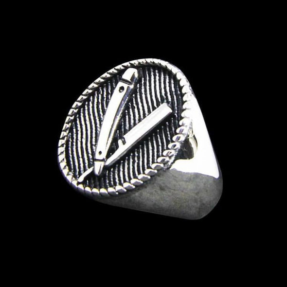 RAZOR RING