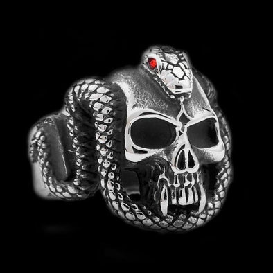 SNAKE BITE SKULL RING