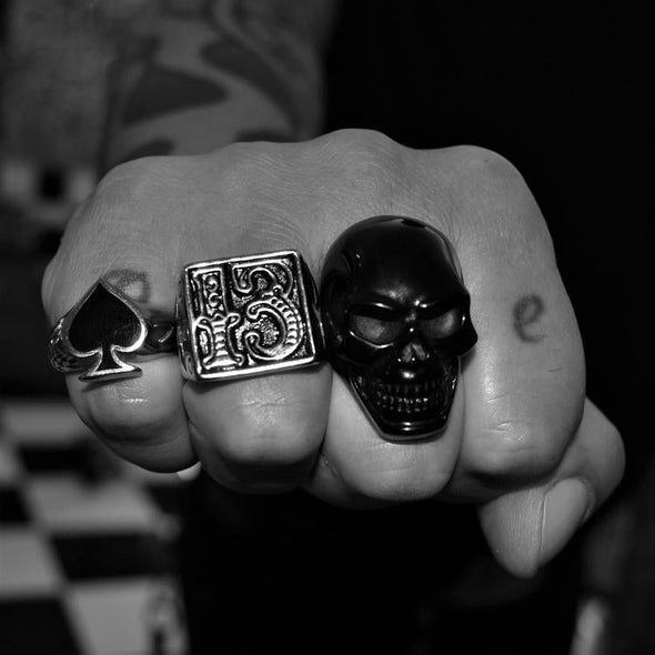 SPADE RING