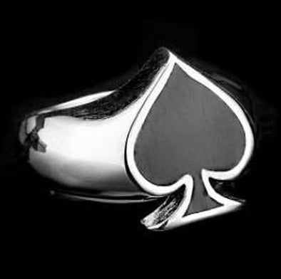 SPADE RING