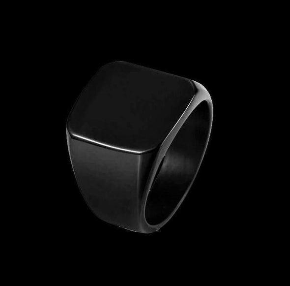 SQUARE BLACK RING