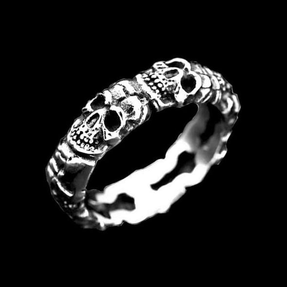 STACKED SKULL HEAD RING