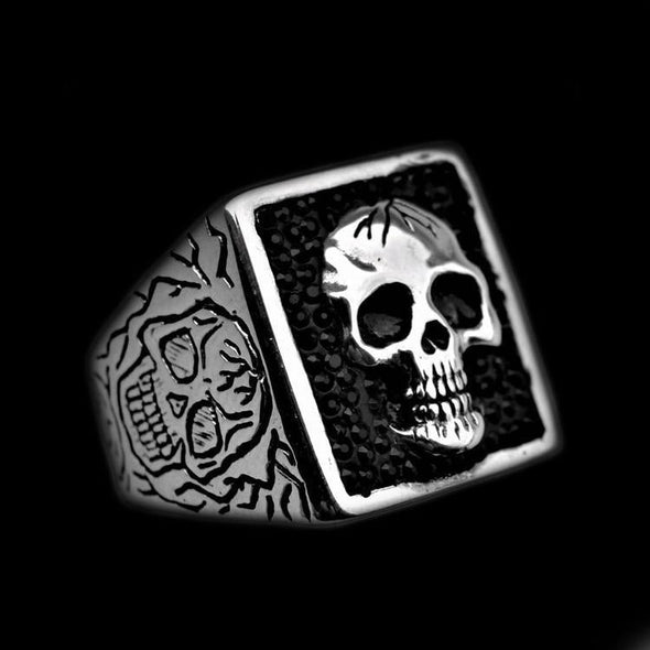 TREASURE SKULL RING