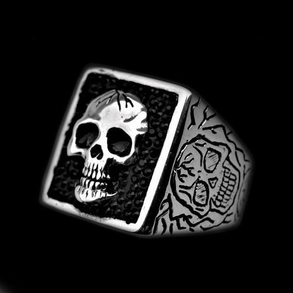 TREASURE SKULL RING