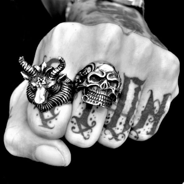 TRIPLE SKULL BIKER RING